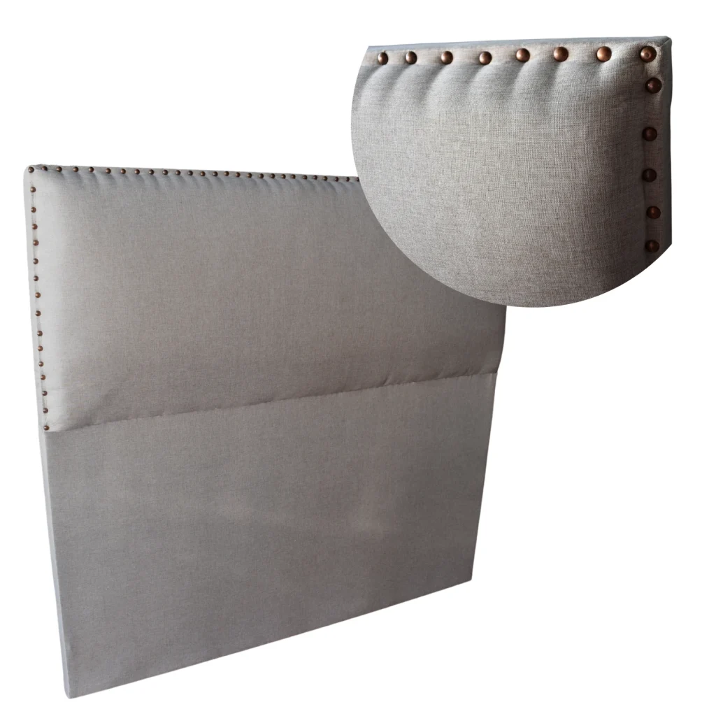 Respaldo a Piso Liso con Tachas